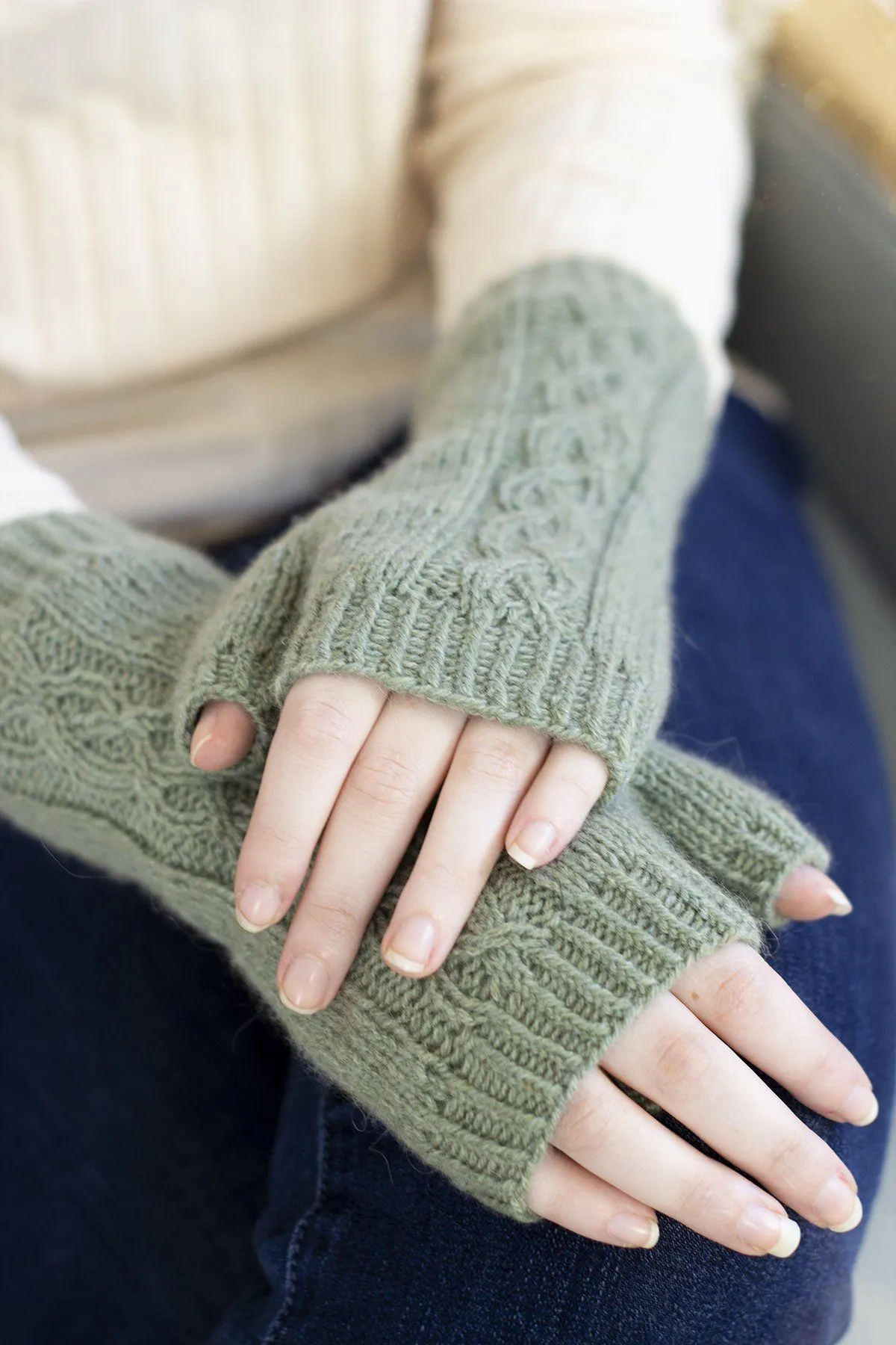 Sugar and Sage Mitts